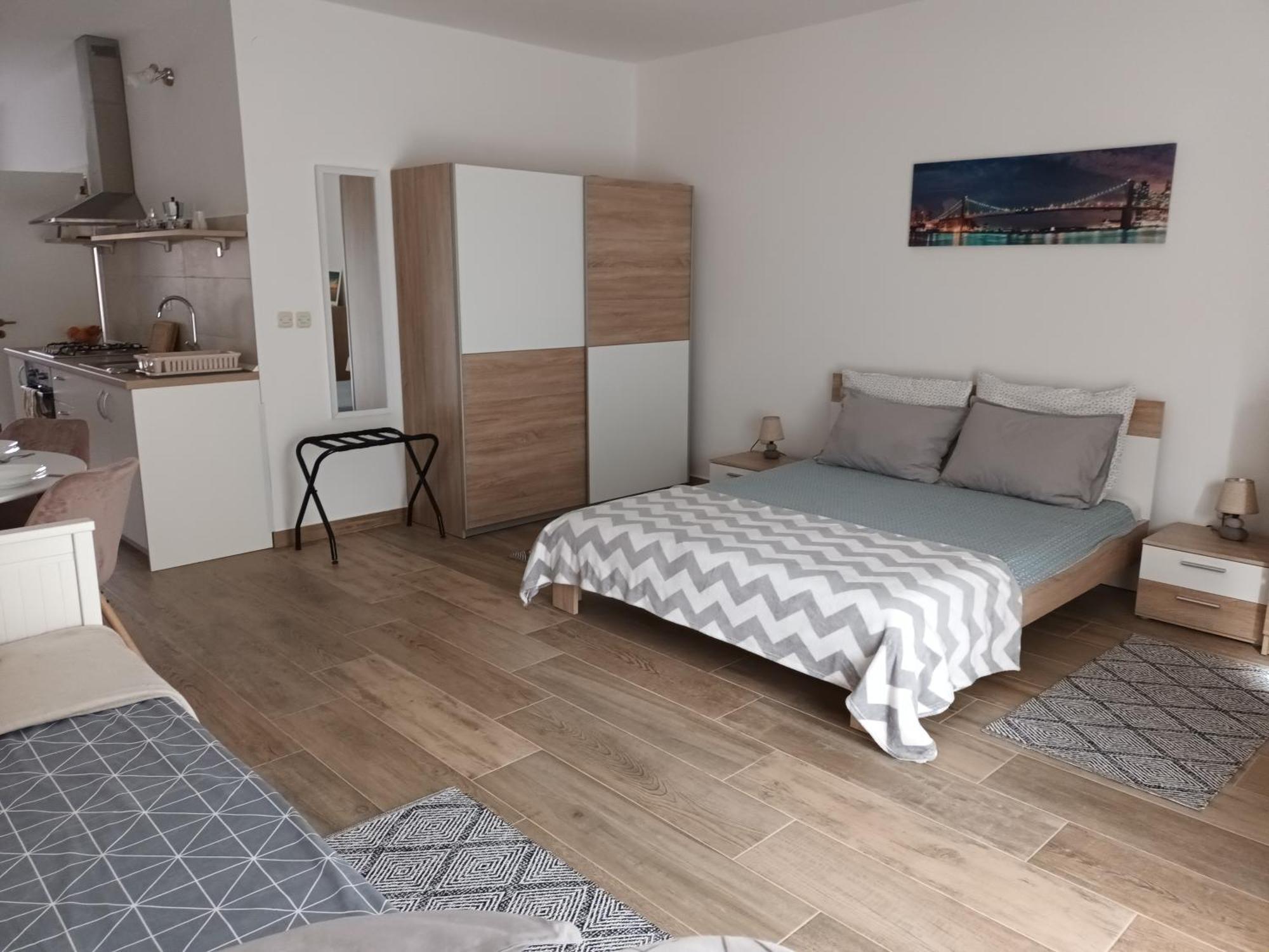 Studio Apartman Dori Pula Eksteriør billede