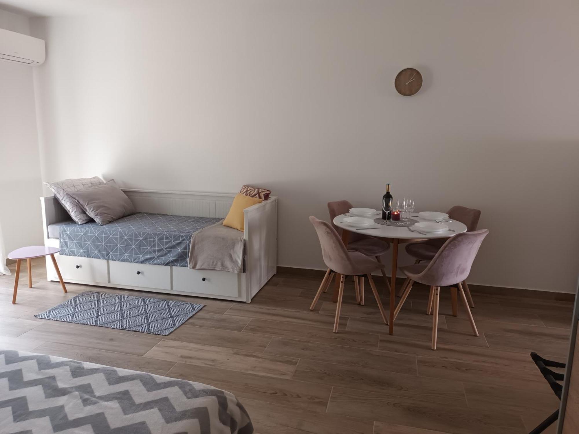 Studio Apartman Dori Pula Eksteriør billede